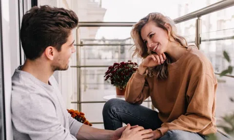 Vợ chồng cùng nhau làm việc này thì không lo "đứt gánh giữa đường"