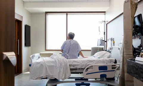 Đang khỏe mạnh mà có 5 dấu hiệu này thì đi khám ngay, để lâu có thể đột quỵ bất cứ lúc nào