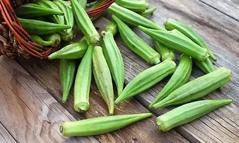 Đậu bắp giá rẻ, được ví như "thần dược cho chuyện ấy" của phụ nữ