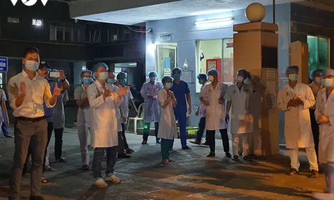 Đà Nẵng dỡ bỏ phong tỏa bệnh viện thứ 2 và gần 3000 dân sau 14 ngày cách li