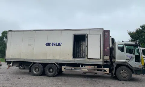 Bắt quả tang 6 đối tượng đánh xóc đĩa trong thùng xe tải