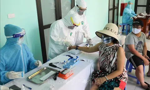 Đà Nẵng công bố lịch trình di chuyển của 12 ca mắc COVID-19 mới công bố