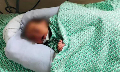 Nữ sinh viên đại học sinh con rồi bỏ rơi giữa khe tường