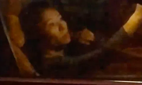 Nữ tài xế BMW say rượu gây tai nạn liên hoàn rồi bỏ chạy