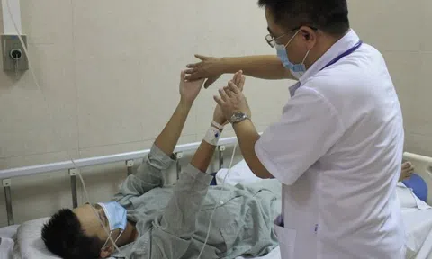 Thanh niên 29 tuổi ở Hà Nội hôn mê vì ăn tiết canh lợn