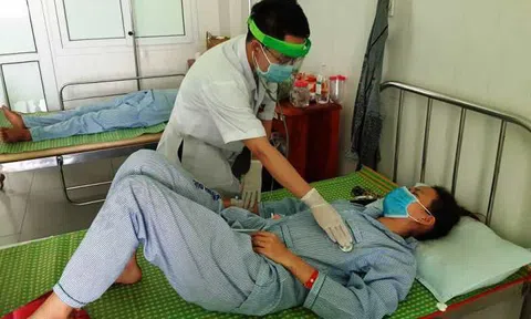 Nóng: Thêm 3 người nhập viên sau khi sử dụng pate Minh Chay