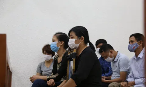 Mẹ nam sinh chạy Grab bị sát hại không còn nước mắt để khóc