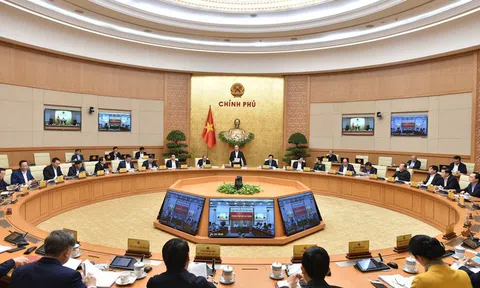 Thủ tướng yêu cầu thực hiện tốt 'Thông điệp 5K' để phòng chống COVID-19