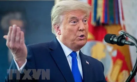 Tổng thống Trump tiếp tục dọa phủ quyết Đạo luật Chi tiêu Quốc phòng