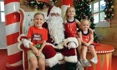 "Ông già Noel" dương tính Covid-19, từng tiếp xúc 50 trẻ em