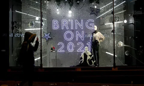 Chủng biến thể COVID-19 mới nguy hiểm, nước Anh không còn Giáng sinh