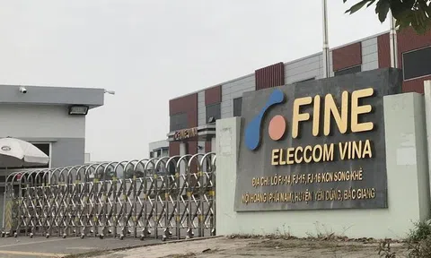 Tràn hóa chất công nghiệp khiến 4 công nhân nhập viện cấp cứu