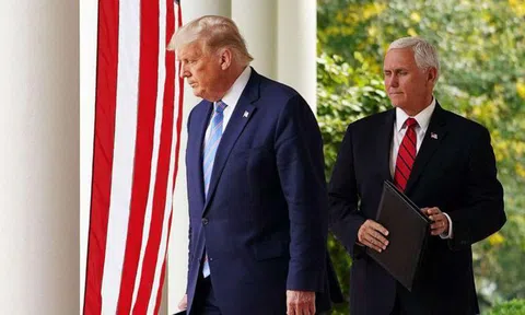Ông Trump gặp Phó Tổng thống Mike Pence trước màn "chốt hạ"