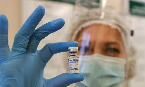 Nga đang phát triển thuốc kháng virus SARS-CoV-2 đầu tiên trên thế giới