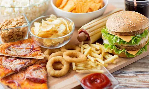 Thực phẩm có thể khiến trẻ dậy thì sớm, cha mẹ nên biết để khuyên con 'tránh cho xa'