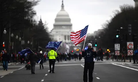 Cảnh sát trưởng Quốc hội Mỹ từ chức sau cuộc bạo loạn
