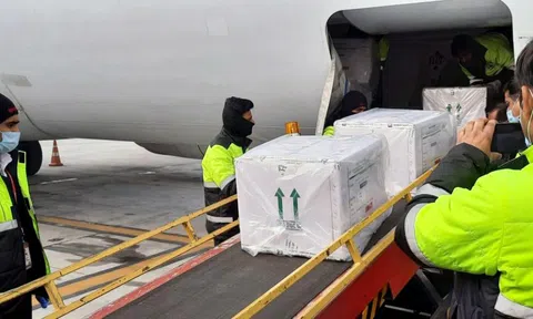 Ấn Độ chính thức phân phối các lô vắc xin COVID-19 tự sản xuất