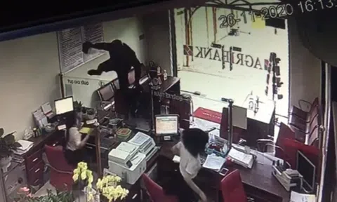 Đề nghị truy tố thanh niên 9X dùng lựu đạn giả cướp ngân hàng