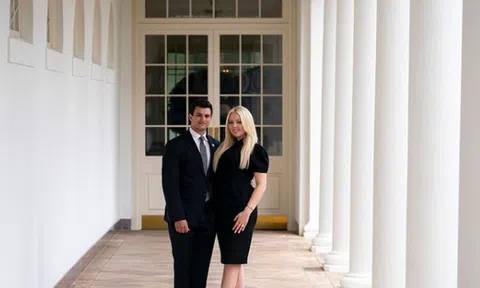Con gái út Tổng thống Trump đính hôn với "tỷ phú thừa kế"