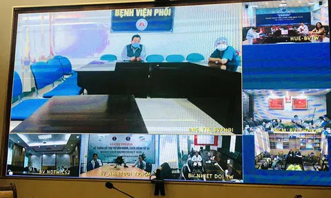 Hội chẩn tìm cách cứu ca mắc COVID-19 bị đông đặc phổi, phải lọc máu liên tục