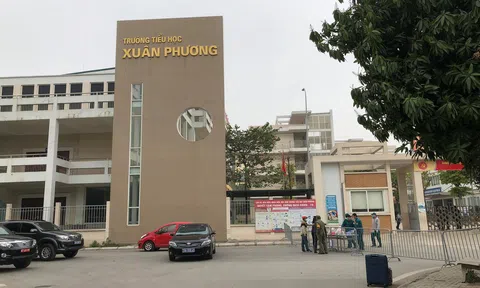 Toàn bộ học sinh lớp 3E trường TH Xuân Phương nhận kết quả âm tính lần 1 với SARS-CoV-2