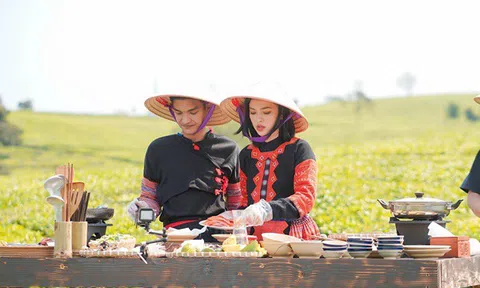 Theo chân Mạc Văn Khoa - Tú Hảo - Đỗ Duy Nam nấu lẩu cá hồi giữa đồi chè Mộc Châu