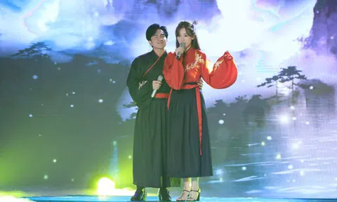 Đan Trường ngày càng phong độ với gương mặt "hack tuổi", song ca tình tứ cùng Hari Won