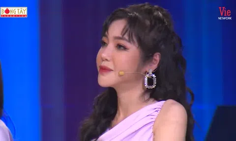 Elly Trần từng là nạn nhân của bạo lực học đường, bị đánh vì được nam sinh trong lớp thích