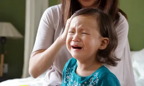 Chuyên gia đưa ra 2 nguyên tắc quý hơn vàng cha mẹ cần thuộc lòng khi dạy dỗ con cái