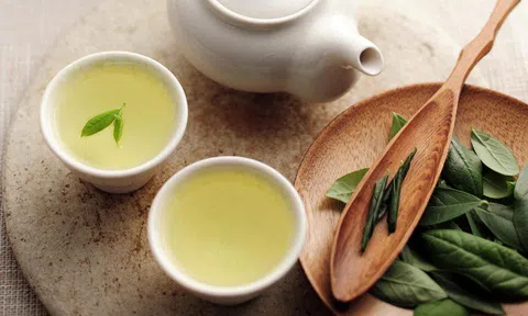 5 thói quen uống trà gây hại cho cơ thể