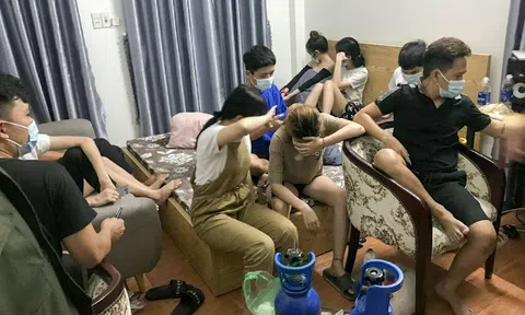 Những công dân “xác sống” mùa Covid-19