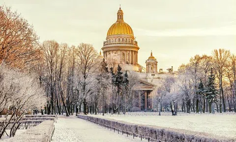 Saint Petersburg đẹp thơ mộng trong mùa đông tuyết trắng, níu chân mọi du khách