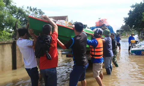 Mưa bão tại miền Trung đã khiến 117 người chết, 21 người mất tích