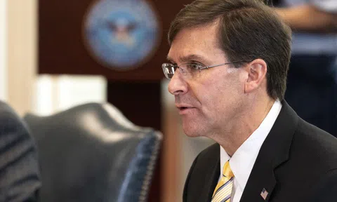 Ông Trump sa thải Bộ trưởng Quốc phòng Esper