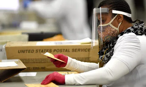 Đảng viên Cộng hòa tại bang Michigan "tố" bị ép xác nhận kết quả có lợi cho ông Biden