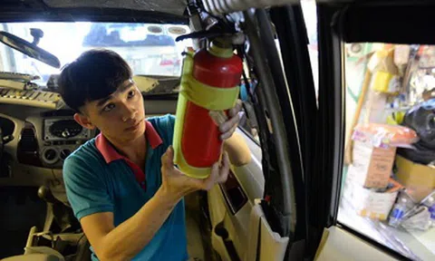 Bỏ quy định ôtô dưới 9 chỗ phải lắp bình cứu hỏa