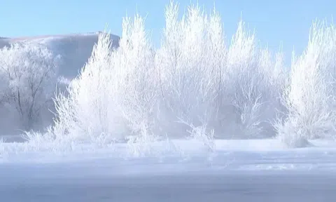 Video: Khung cảnh băng tuyết trắng xóa ở Trung Quốc đẹp như xứ sở thần tiên