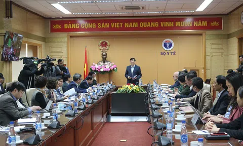 Bộ Y tế đang theo dõi chặt chẽ vấn đề biến chủng virus SARS-CoV-2