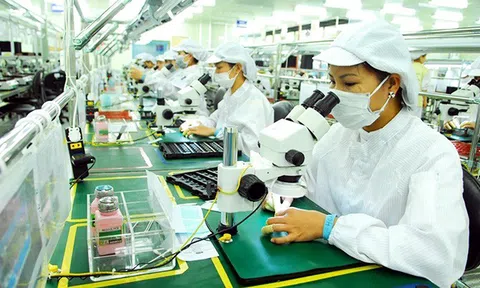 Đề xuất tăng lương tối thiểu vùng năm 2021
