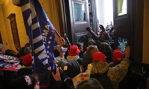 Nhìn lại toàn cảnh vụ "tấn công" vào trụ sở Quốc hội Mỹ