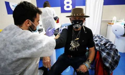 Israel: 12.400 người vẫn dương tính với virus SARS-CoV-2 sau khi tiêm vaccine