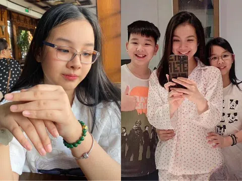 Hiếm hoi lộ ảnh con gái của "Hoa hậu kín tiếng nhất nhì Việt Nam" Thuỳ Lâm, 11 tuổi nhan sắc dự "nối ngôi" mẹ