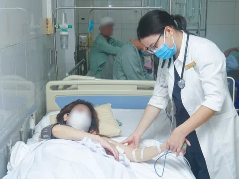 Người phụ nữ ở Hà Nội suýt tử vong sau khi truyền chất lạ để làm trắng