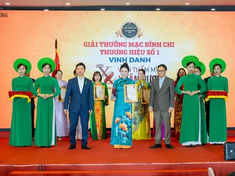 Viện thẩm mỹ Xuân Hương vinh dự đón nhận giải thưởng “Thương hiệu tiêu biểu số 1”