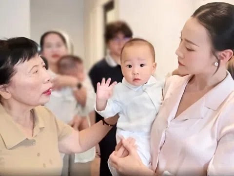 Phương Oanh được mẹ chồng chăm từng li từng tí, "bà nội cá mập" hạnh phúc khi chơi với 2 cháu song sinh