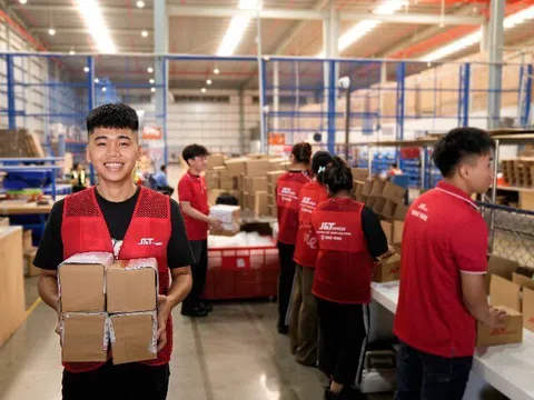 J&T Express trở thành đối tác vận chuyển các sản phẩm công nghệ cho Samsung Việt Nam