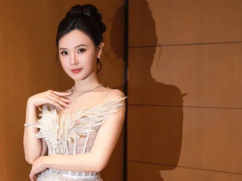 Midu "lột xác" quyến rũ, hoá cô dâu xinh đẹp sau gần 1 năm cưới chồng thiếu gia