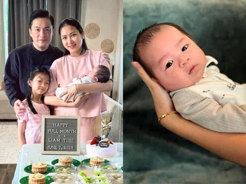 Lam Trường dọn mâm đầy tháng hoành tráng ở Mỹ cho con thứ 3, khoe diện mạo quý tử khôi ngô từ bé