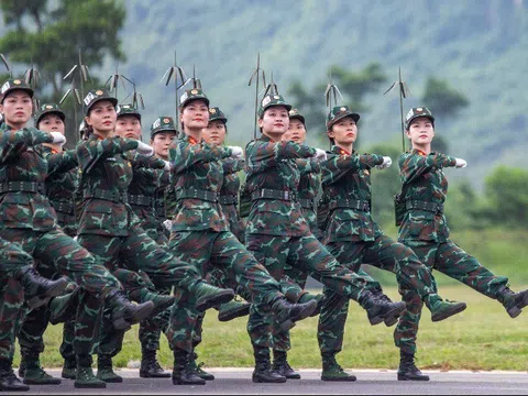 7 khối nữ quân y, gìn giữ hòa bình, chiến sĩ biệt động, sĩ quan thông tin... lần đầu hợp luyện cụm chuẩn bị cho lễ diễu binh mừng Quốc khánh 2/9