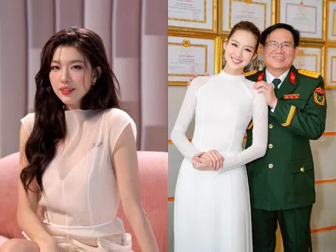 3 sao nữ livestream giải đề thi tốt nghiệp THPT khiến dân tình trầm trồ: Người nhận học bổng trường Úc, người xuất thân chuyên Văn